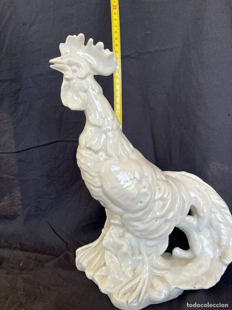 Antig&uuml;edades: Figura Gallo porcelana de colecci&oacute;n