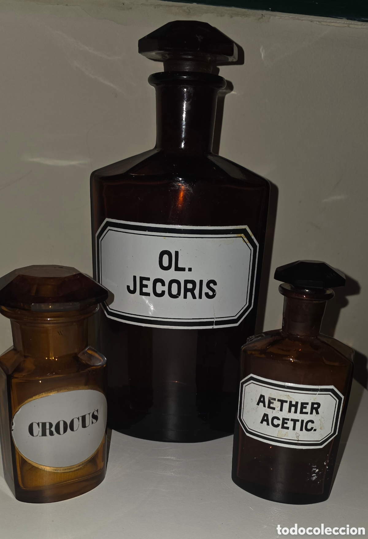 Antig&uuml;edades: Botellas antiguas farmacia