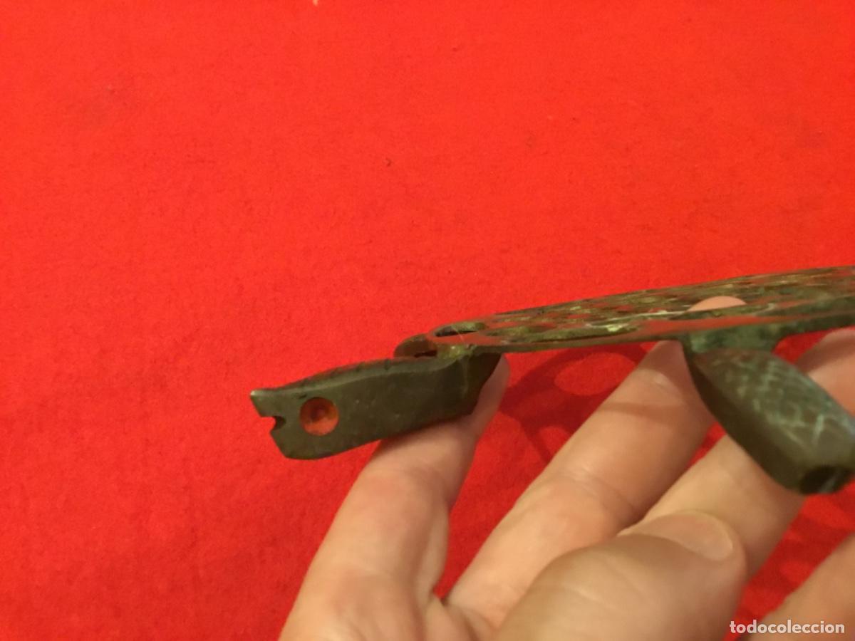 Antig&uuml;edades: SALVAMANTELES DE BRONCE CON FORMA DE TORTUGA - Foto 3