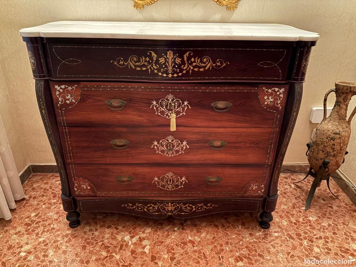 Antig&uuml;edades: C&oacute;moda antigua con tapa de m&aacute;rmol original. Excelente estado