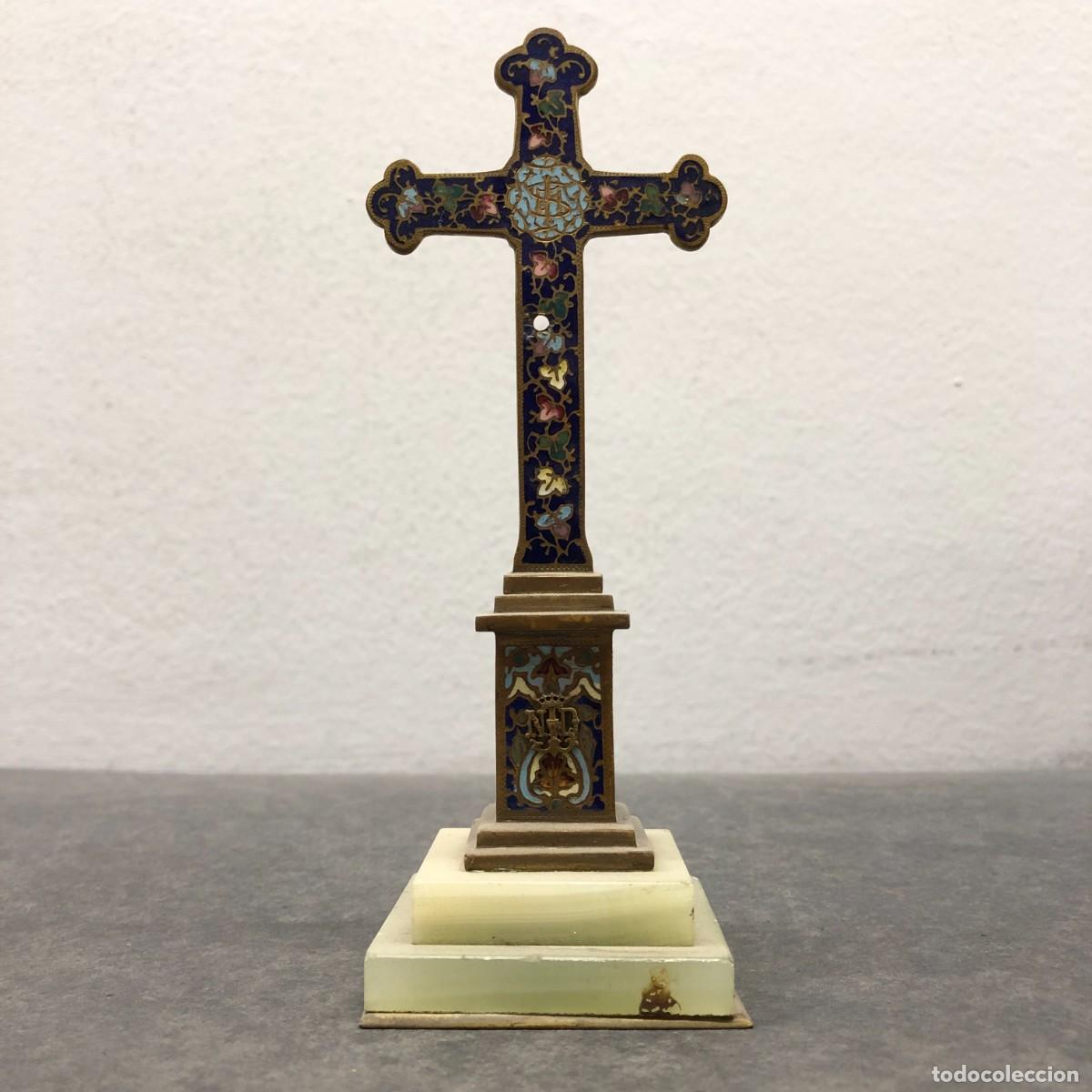 Antig&uuml;edades: ANTIGUA CRUZ BENDITERA - ESTILO NAPOLE&Oacute;N III - DE BRONCE O LAT&Oacute;N - 17 X 6 X 6 CM / 1676