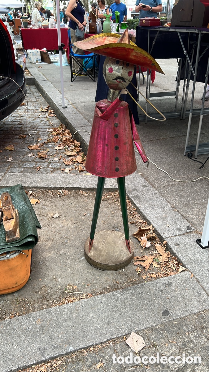 Antig&uuml;edades: Antiguo juguete o reclamo de hojalata vintage