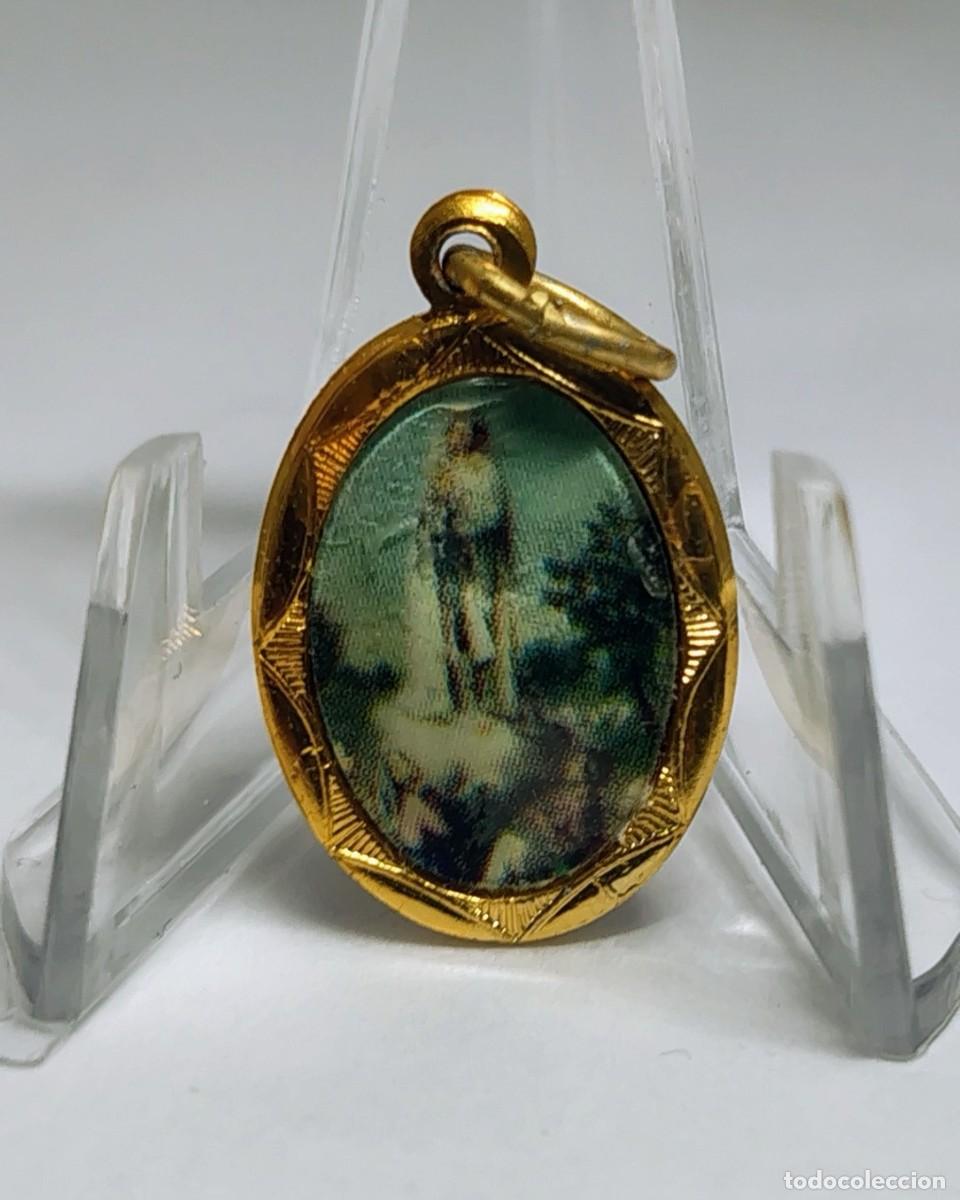 Antig&uuml;edades: Medalla religiosa / Colgante: Nuestra Se&ntilde;ora de FATIMA. M420