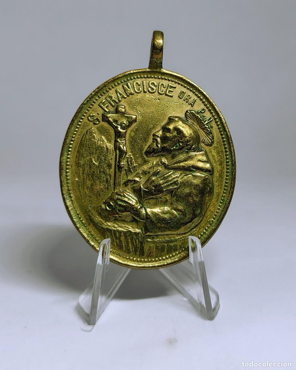 Antig&uuml;edades: Medalla antigua (s.XIX) / Colgante SAN FRANCISCO ORA P.N y O MARIA SINE LABE CONCEPTA. M423