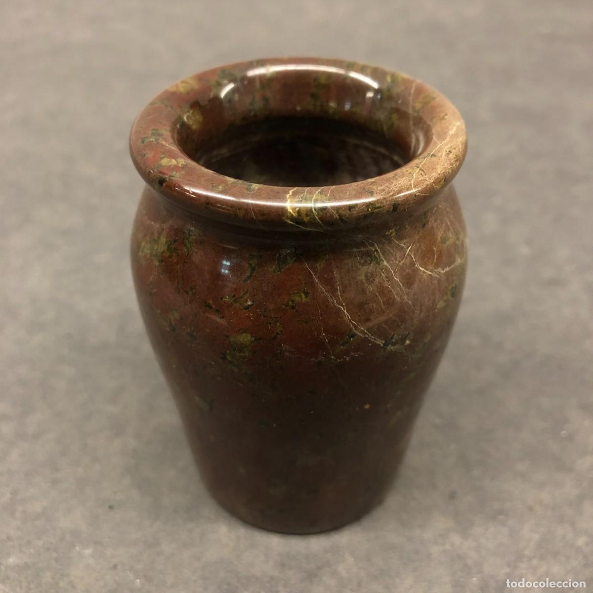 Antig&uuml;edades: PEQUE&Ntilde;O JARR&Oacute;N DECORATIVO - FABRICADO EN PIEDRA DE MARMOL - 8 X 5 CM / 1703