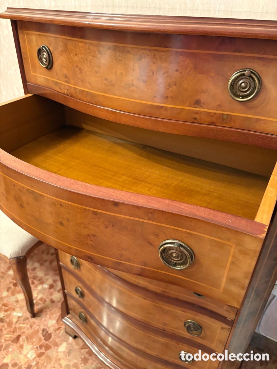 Antig&uuml;edades: C&oacute;moda cl&aacute;sica de madera noble - Foto 4