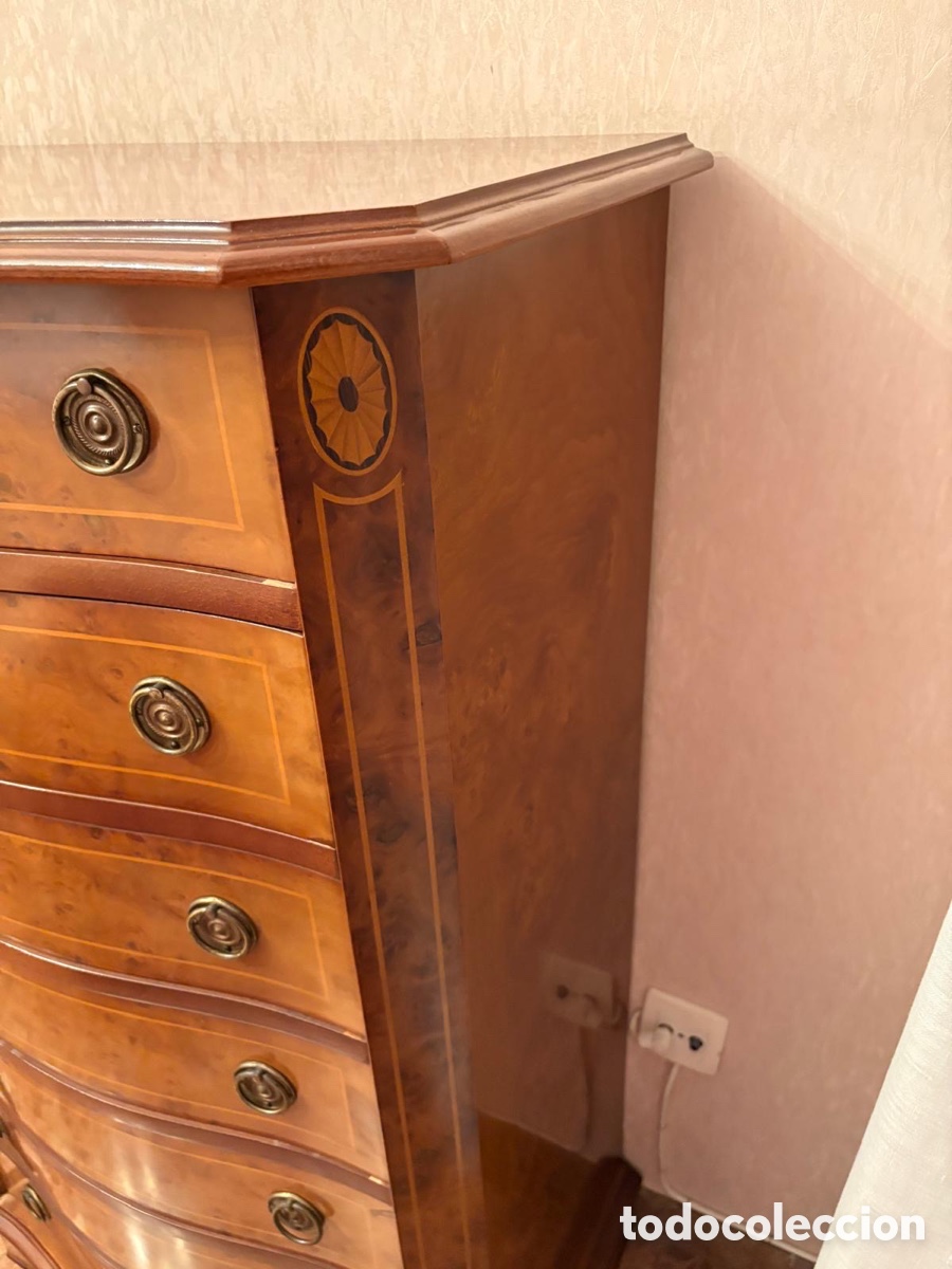 Antig&uuml;edades: C&oacute;moda cl&aacute;sica de madera noble - Foto 5