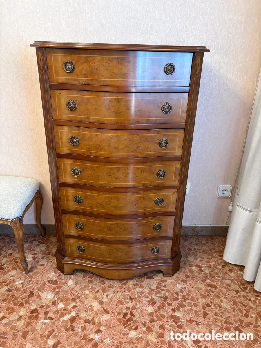 Antig&uuml;edades: C&oacute;moda cl&aacute;sica de madera noble - Foto 6