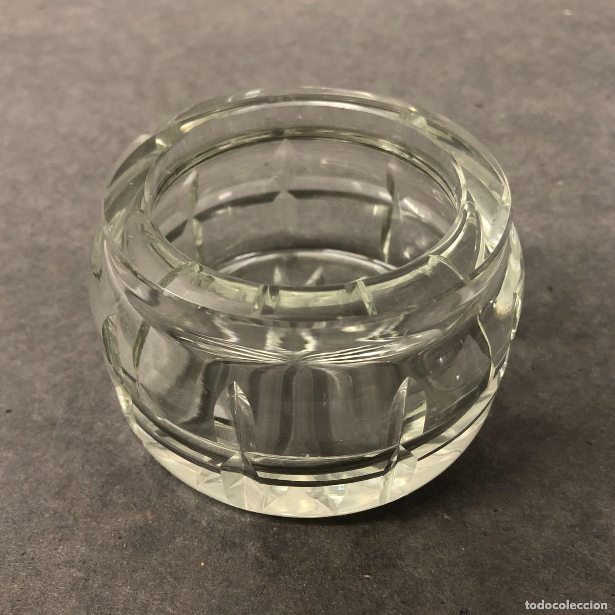 Antig&uuml;edades: CUENCO O CENICERO - DE CRISTAL TRANSPARENTE - 5 X 8 CM / 1713