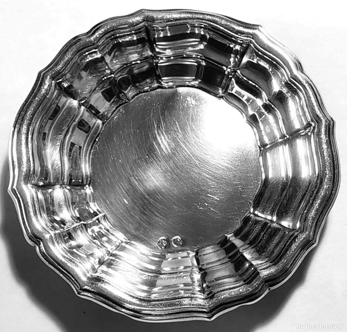 Antig&uuml;edades: BANDEJA SALVILLA - MARCA DE PLATERO - 30,40 GR. PLATA 0,925 - DIAMETRO 9 cm - EXCELENTE ESTADO