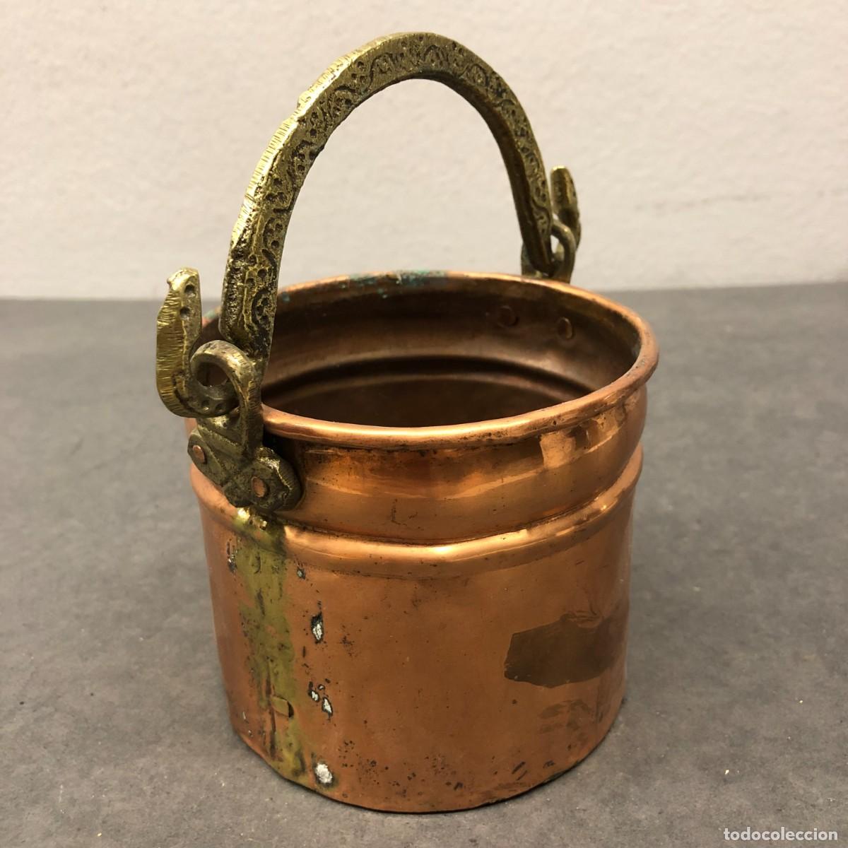 Antig&uuml;edades: JARDINERA VINTAGE - MACETERO - DE COBRE Y LAT&Oacute;N - EN FORMA DE OLLA - 9 X 11 CM (SIN ASA) / 1716