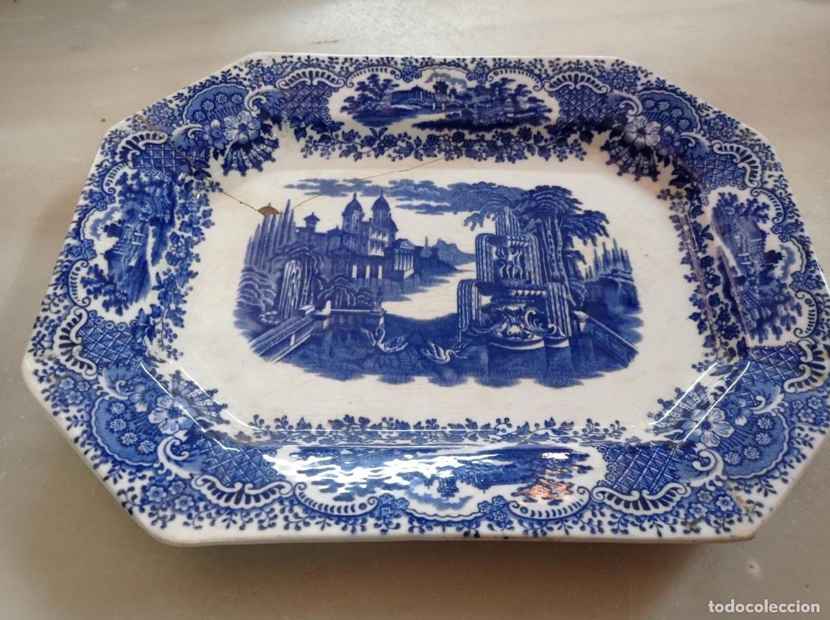 Antig&uuml;edades: Fuente cer&aacute;mica loza azul ochavada serie vistas firma Pickman y co Sevilla la&ntilde;ada 26x34cms