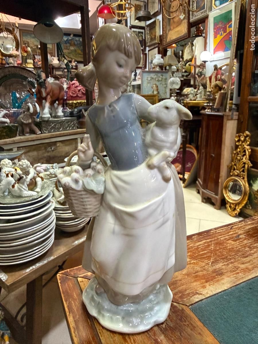 Antig&uuml;edades: BONITA ESCULTURA DE PORCELANA LLADRO - MEDIDA 25,5 CM
