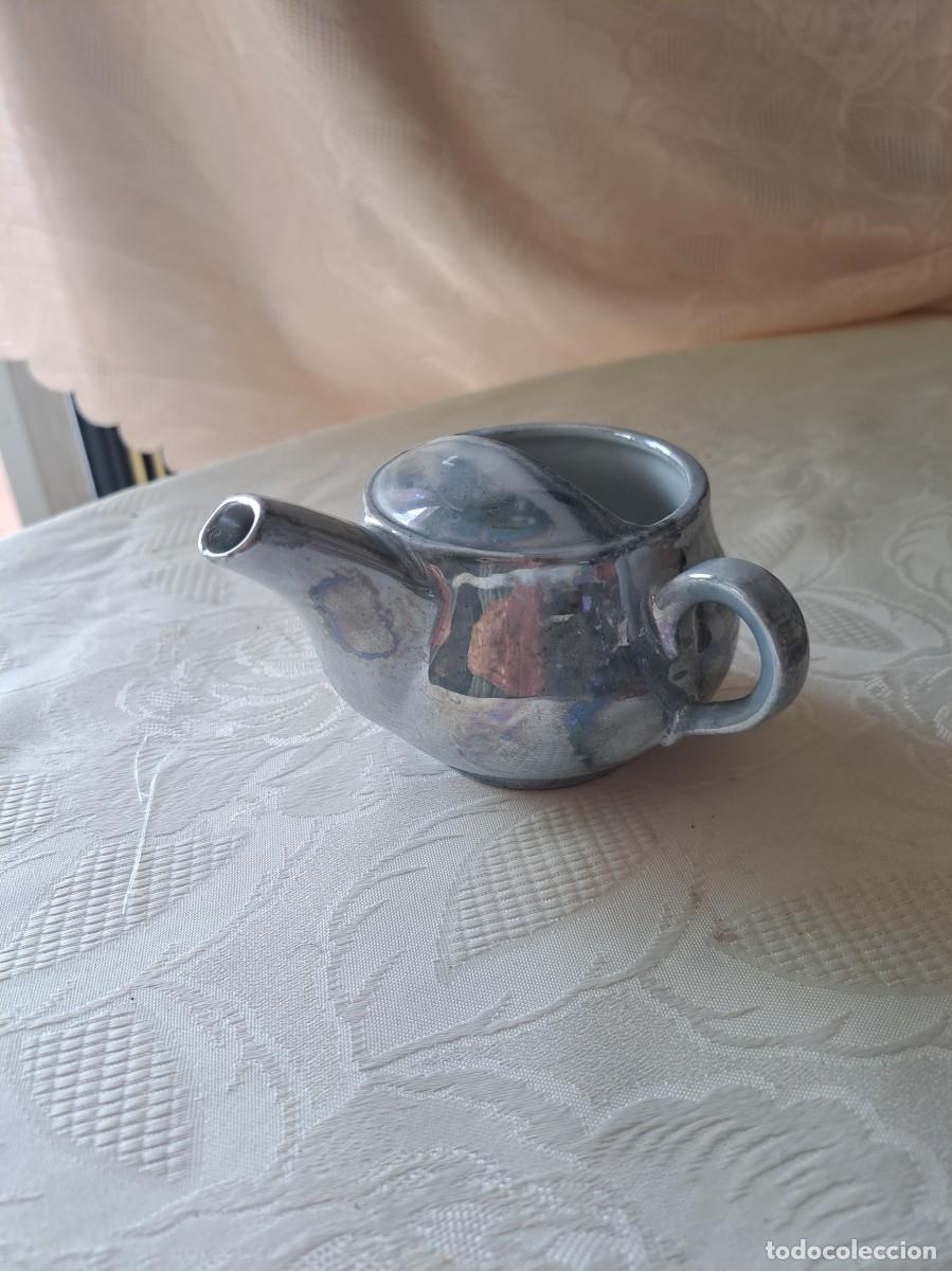Antig&uuml;edades: Bonito pistero de porcelana, sin marca.