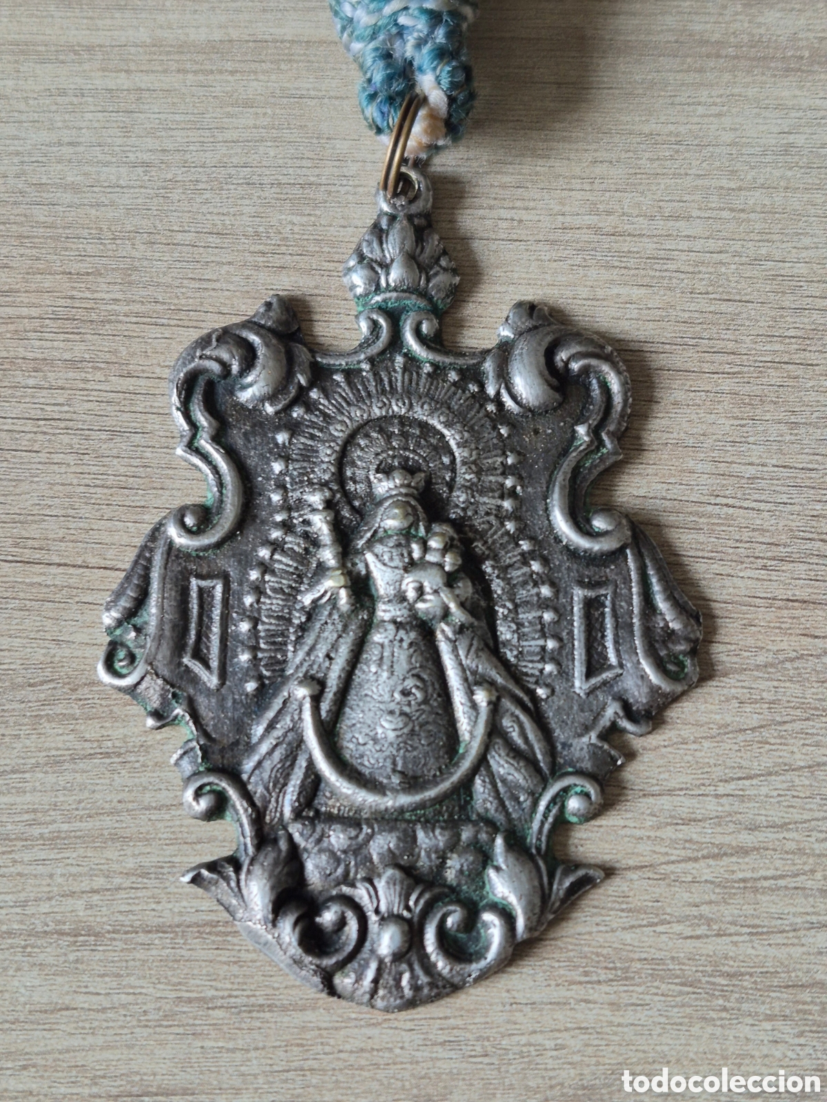 Oggetti Antichi: Medalla Ntra. Se&ntilde;ora Virgen de la Estrella - Patrona de El Garrobo - Plata 800 - 67 gr. - Antigua .