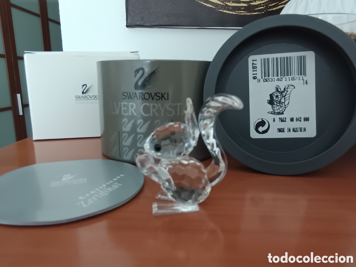 Antig&uuml;edades: Miniatura Ardilla con Nuez Cristal Swarovski - Con Caja