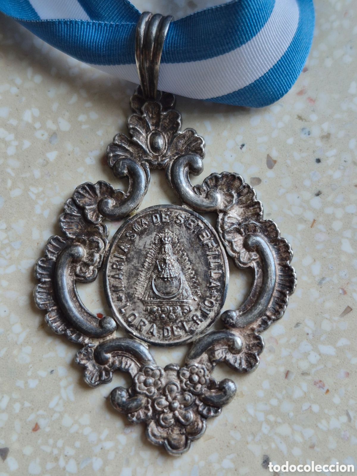 Oggetti Antichi: Medalla Plata Virgen de Setefilla y Padre Jes&uacute;s Nazareno - Lora del R&iacute;o - Sevilla - Antigua .