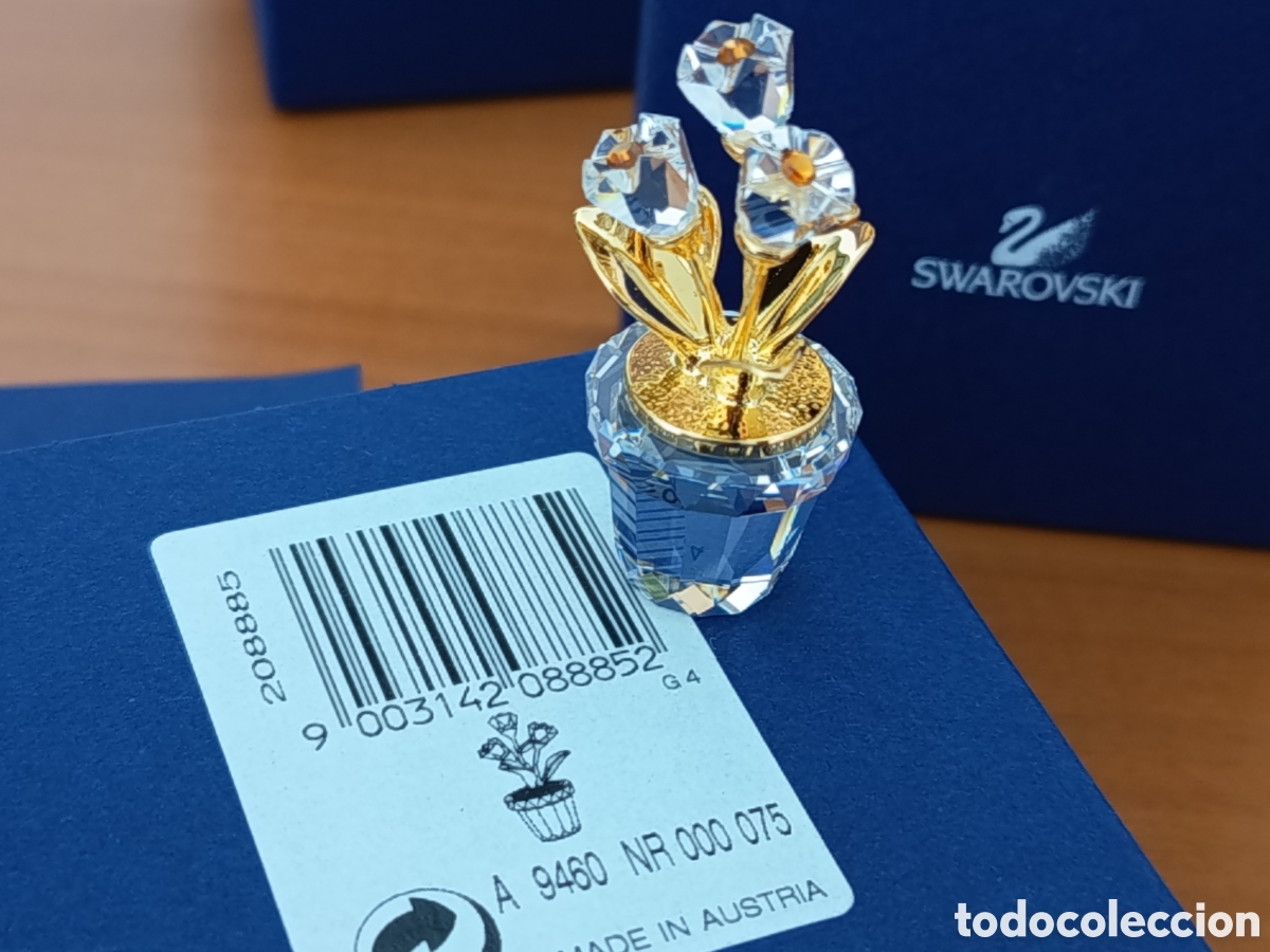 Antig&uuml;edades: Miniatura Swarovski Crystal memories- Maceta con Flores (con caja)
