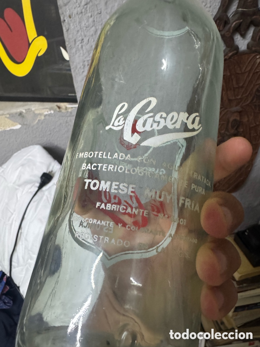 Antig&uuml;edades: Botella grande La Casera serigrafiada - Foto 4