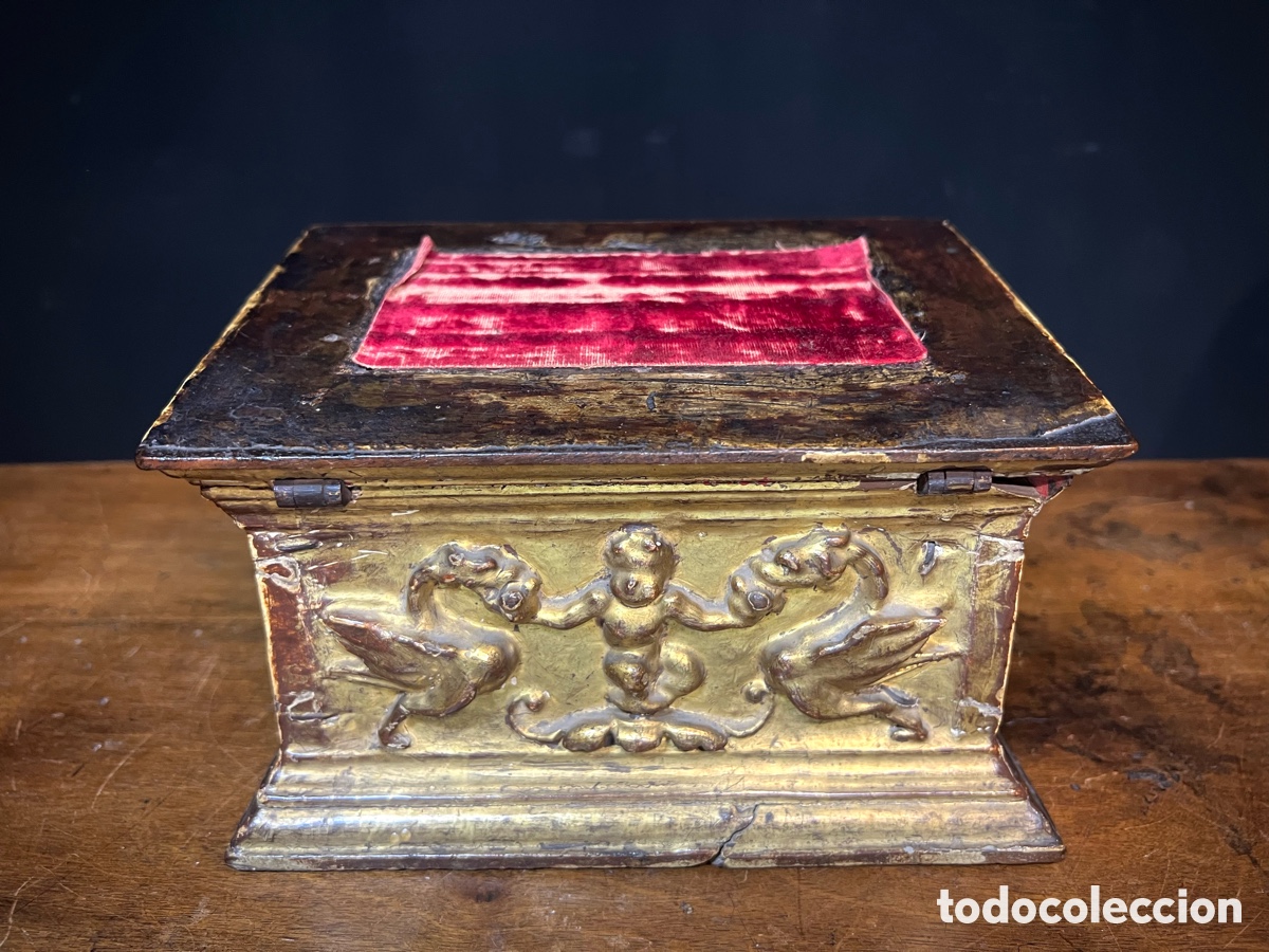Antig&uuml;edades: Arqueta renacentista, S.XVI