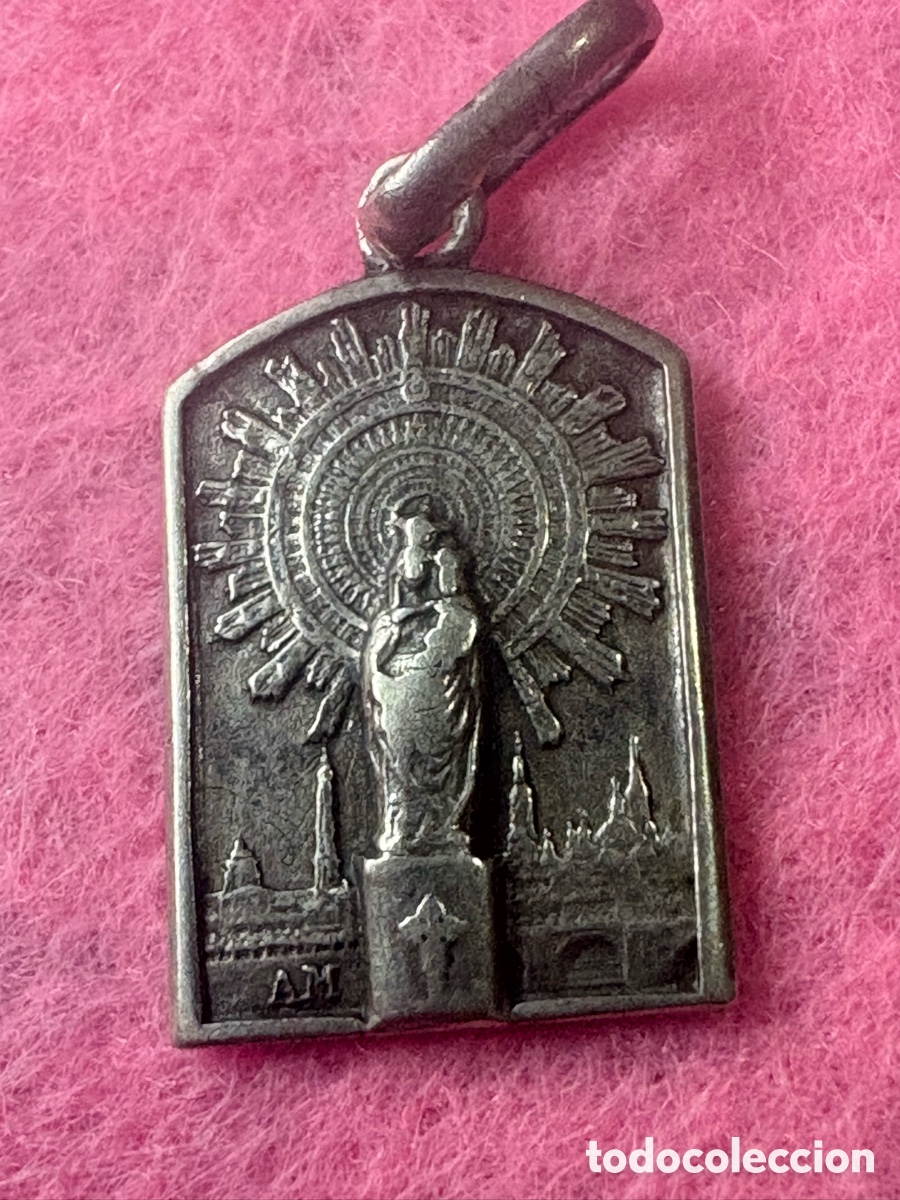 Antig&uuml;edades: Medalla plata a&ntilde;os 30, Virgen del Pilar (A1)