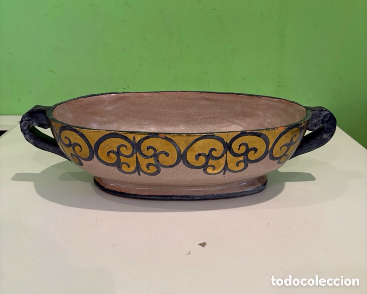 Antig&uuml;edades: Centro de mesa antiguo de cer&aacute;mica vidriada con dos asas &ndash; Decoraci&oacute;n modernista