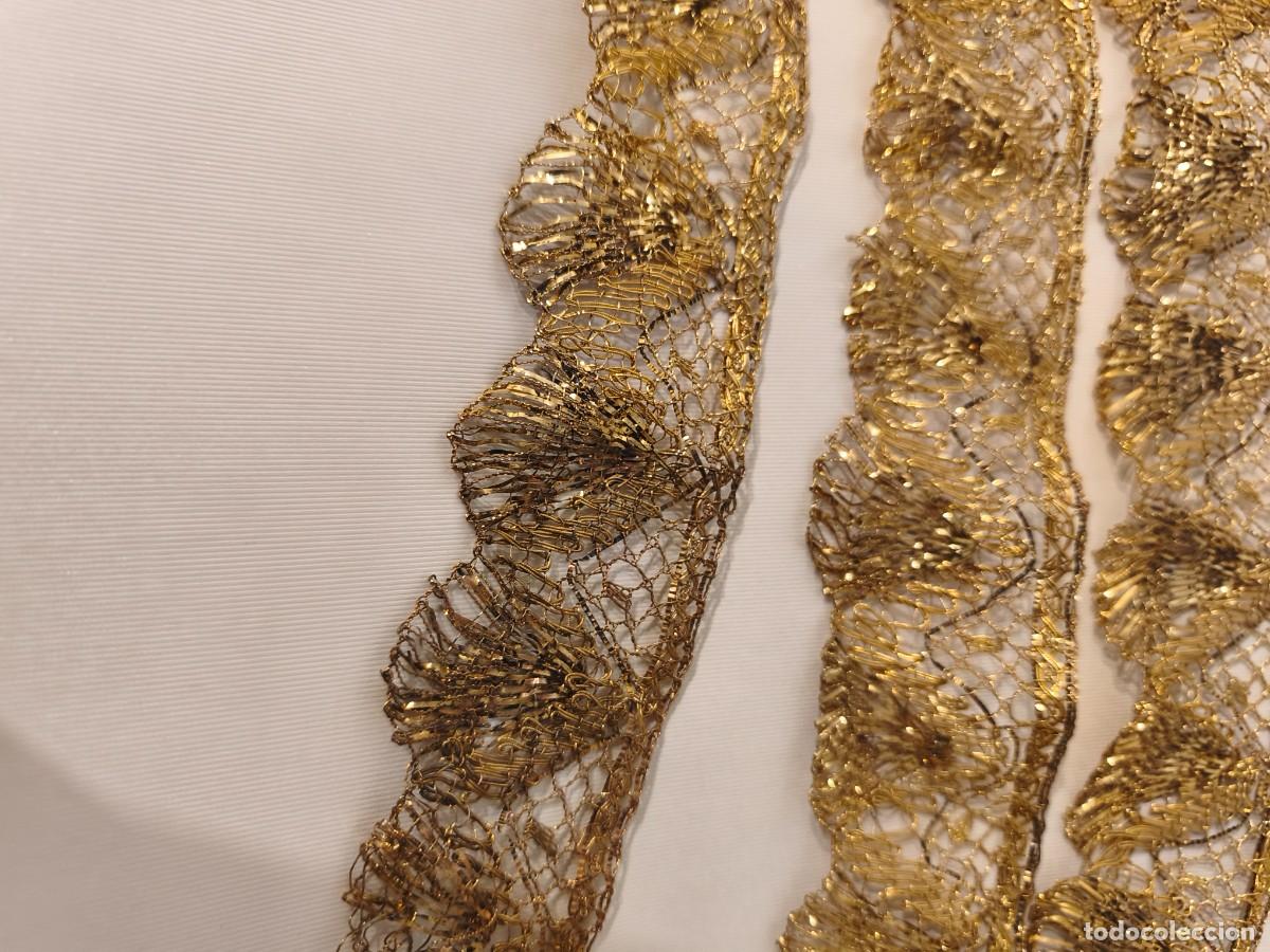 Antiguidades: ENCAJE DE CONCHA DORADO S.XX 150X5 CM.
