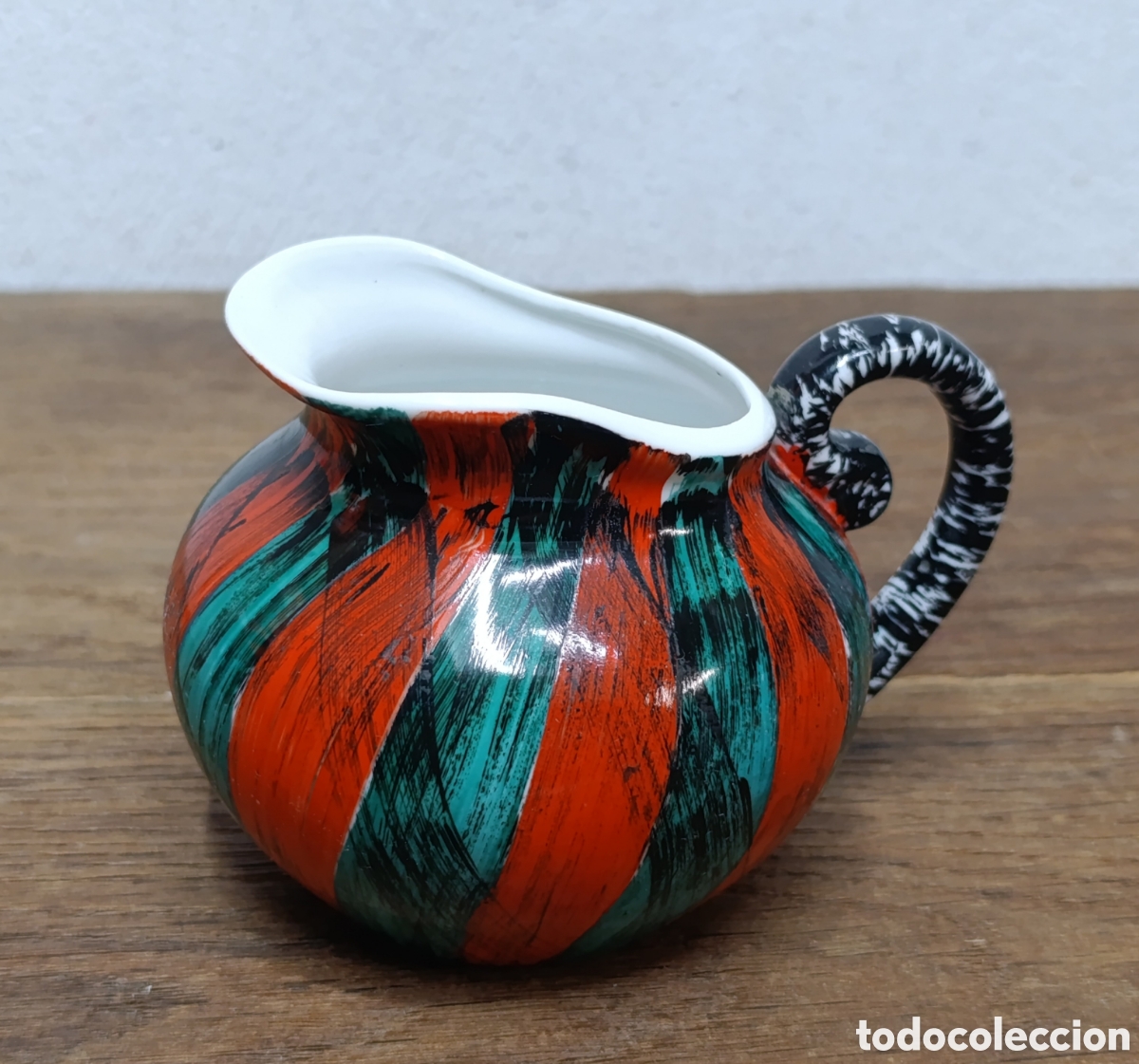 Antig&uuml;edades: ANTIGUA LECHERA DE PORCELANA O CASTRO SARGADELOS, DISE&Ntilde;O DE ISSAC D&Iacute;AZ PARDO, A&Ntilde;OS 50.