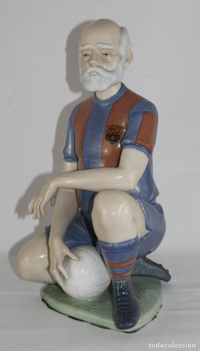 Antig&uuml;edades: Escultura de porcelana Nao de Lladr&oacute; L'Avi del Bar&ccedil;a FC Barcelona. Edici&oacute;n limitada n&ordm; 779