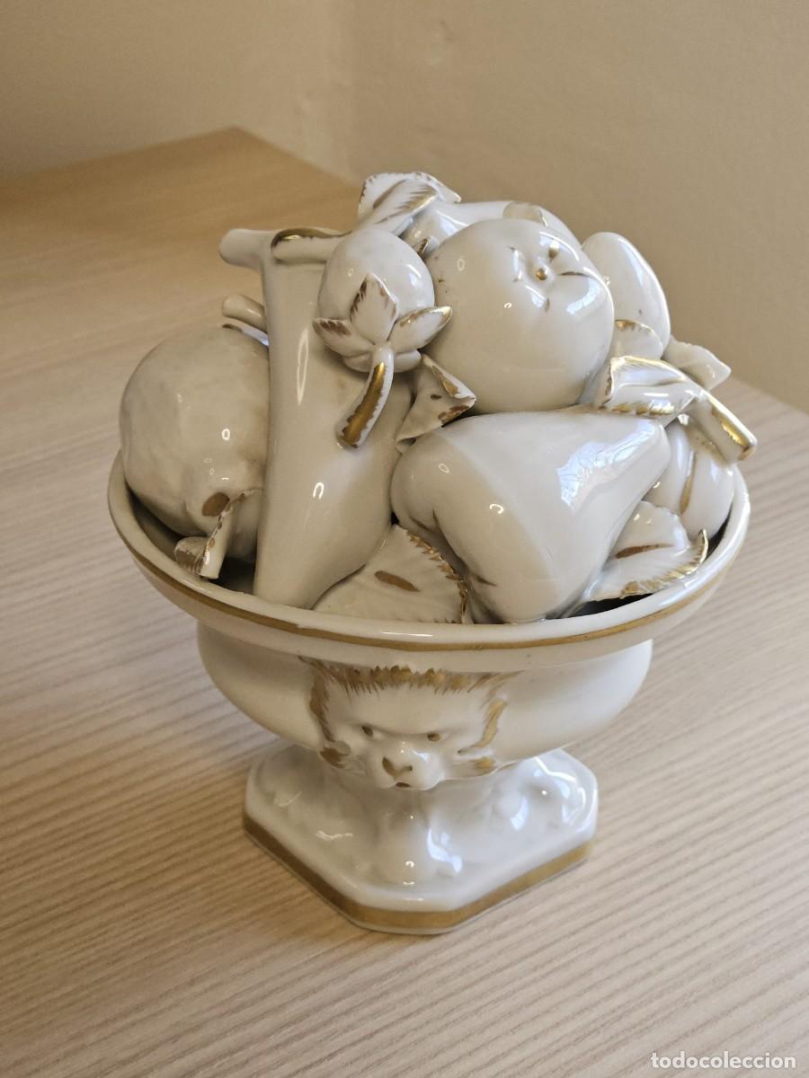 Antig&uuml;edades: Centro de mesa de porcelana de la marca Hispania (Manises, Valencia)
