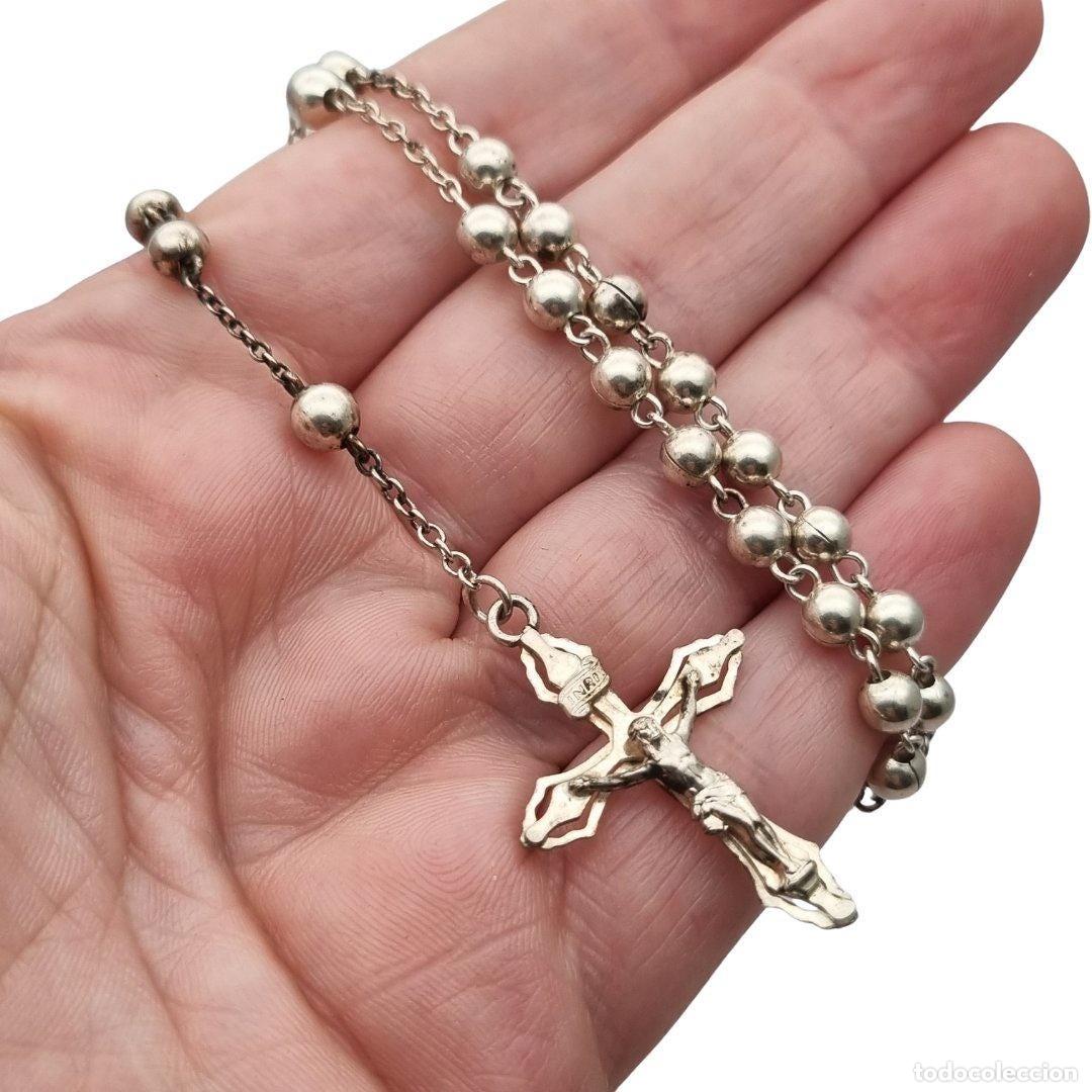 Antig&uuml;edades: Rosario de plata 800 italiano con crucifijo, cuentas esf&eacute;ricas, joya religiosa vintage, circa 1960