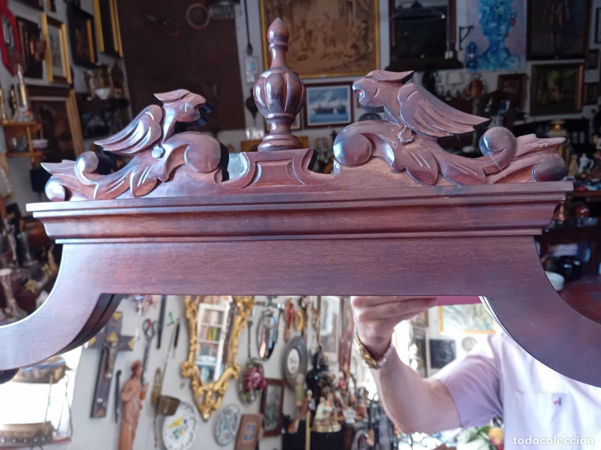 Antig&uuml;edades: Espejo tipo escudo her&aacute;ldico d&eacute;cada de los 80 - Foto 2