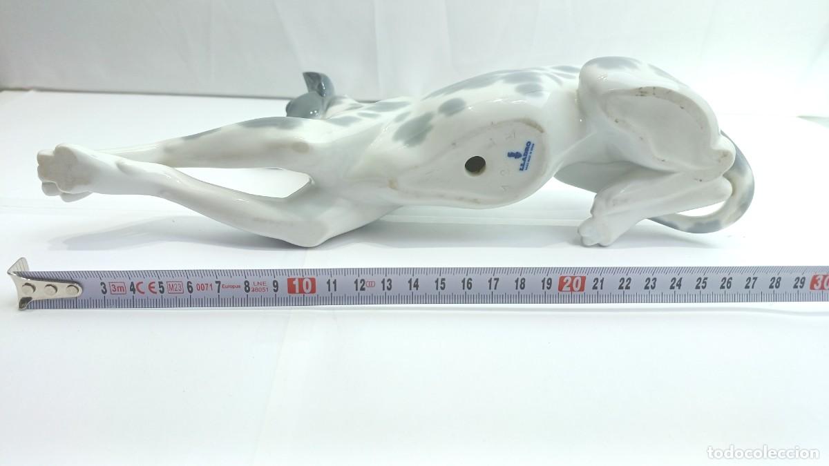 Antig&uuml;edades: Figura Perro Doberman Lladro - Foto 2