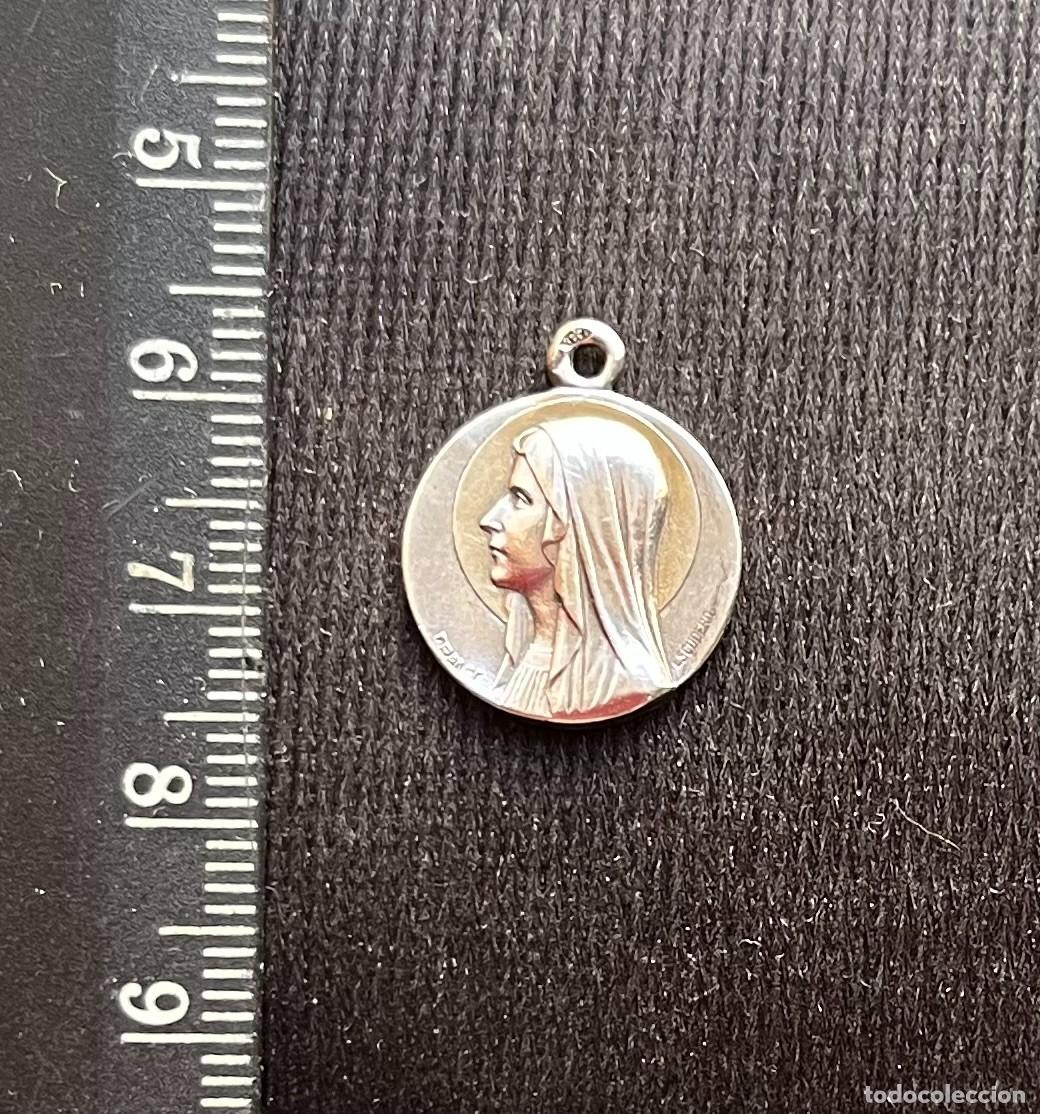 Antig&uuml;edades: ANTIGUA MEDALLA PLATA Y ORO VIRGEN DE LOURDES FRANCE ESCUDERO 20 mm X 16 mm