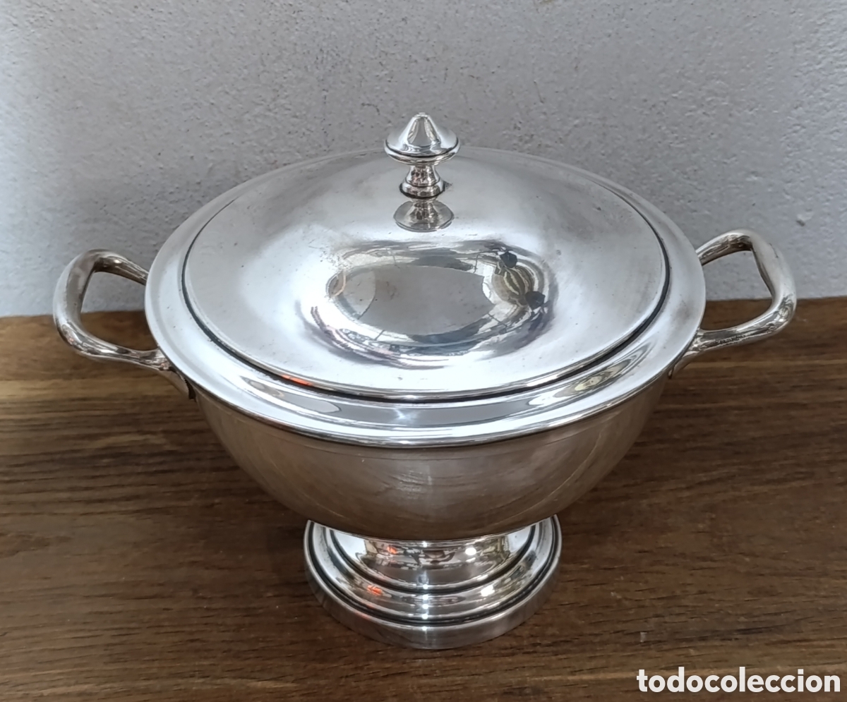 Antig&uuml;edades: ANTIGUA Y ESCASA SOPERA DE LA PRESTIGIOSA MARCA PLATA MENESES.