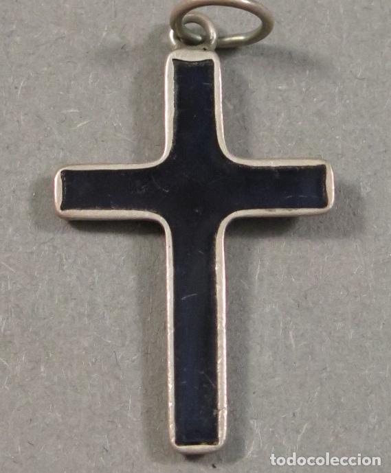 Antig&uuml;edades: CRUZ. PLATA Y ESMALTE. SIGLO XX
