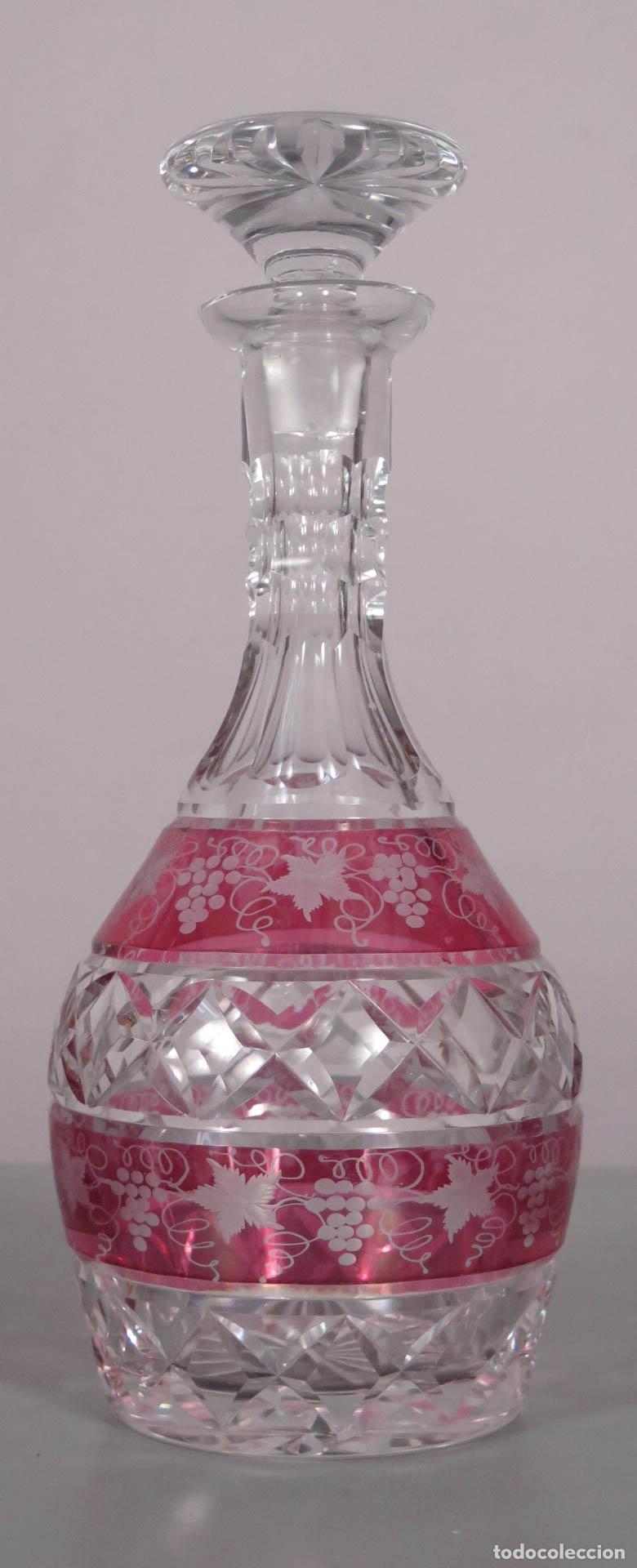 Antig&uuml;edades: LICORERA. CRISTAL TALLADO. HACIA 1940