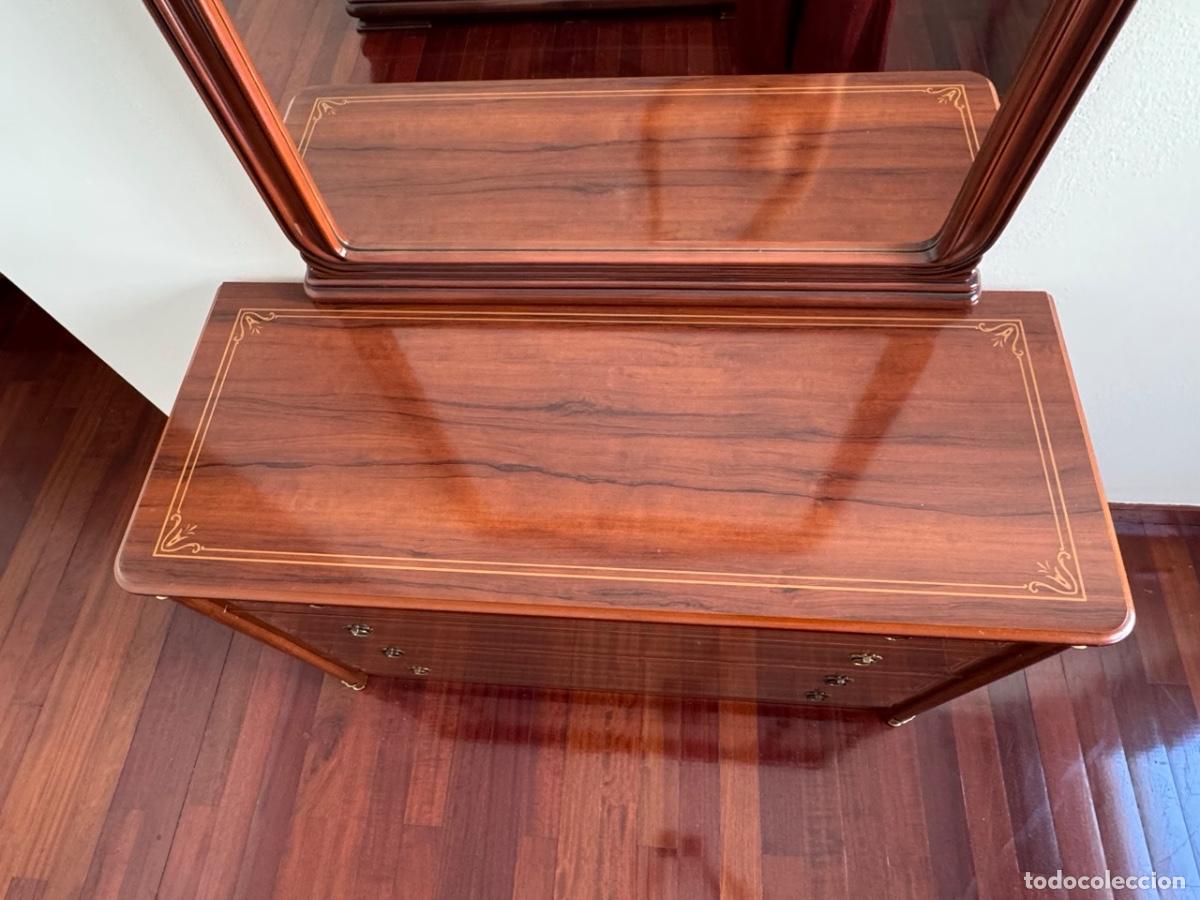 Antig&uuml;edades: C&Oacute;MODA DE MADERA MACIZA CON ESPEJO - Foto 5