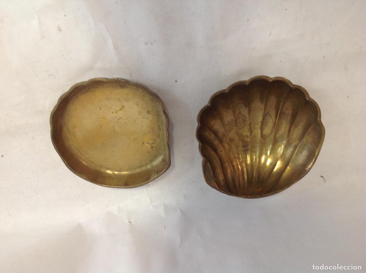 Antig&uuml;edades: Dos Platillos de bronce - Foto 2