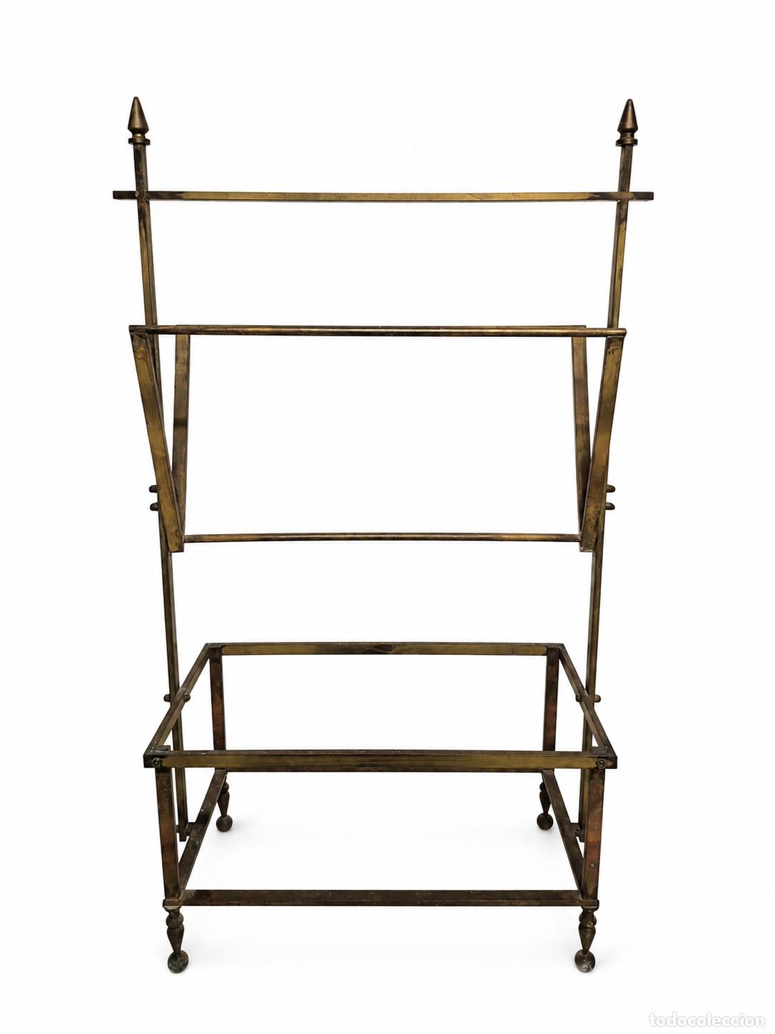 Antig&uuml;edades: Revistero Italiano Estilo Hollywood Regency - Vintage - Estructura de Lat&oacute;n Macizo - A&ntilde;os 1960-70