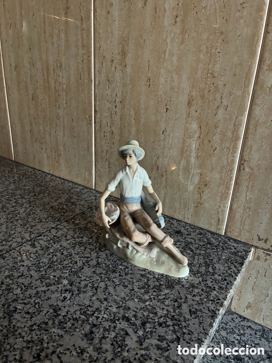Antiguidades: Figura de porcelana Casades - Joven segador con botijo y hoz - Made in Spain - Vintage