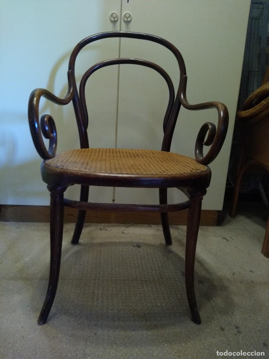 Antig&uuml;edades: butaca THONET haya curvada - Foto 1