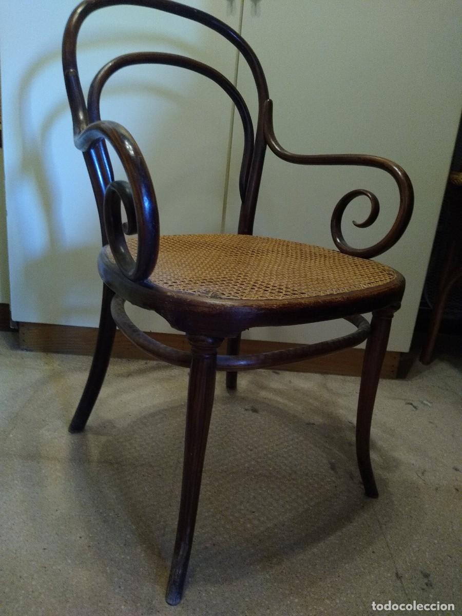 Antig&uuml;edades: butaca THONET haya curvada - Foto 2