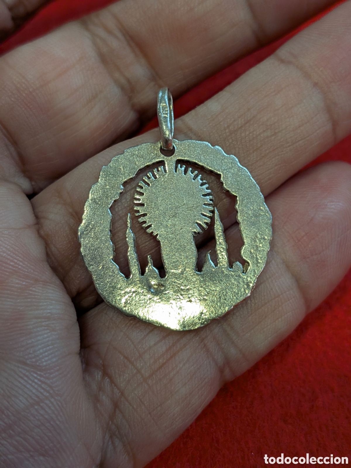 Antig&uuml;edades: Medalla en plata Virgen del pilar . REF-0987. ca4 - Foto 2