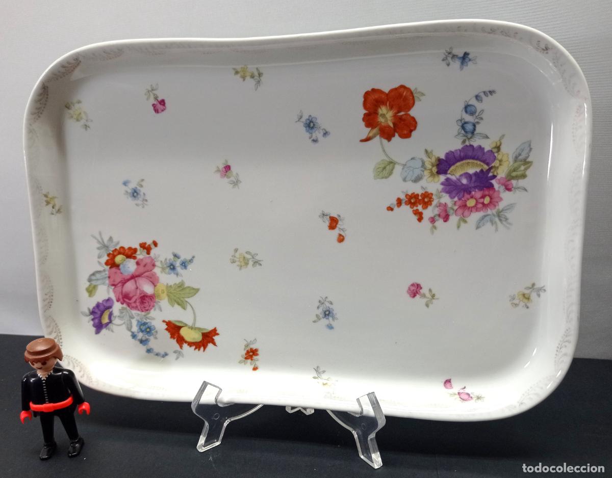 Antig&uuml;edades: Antigua bandeja en porcelana de Bohemia &middot; Royal OEPIAG &middot; 1918 - 1920 &middot; Imperio Austroh&uacute;ngaro