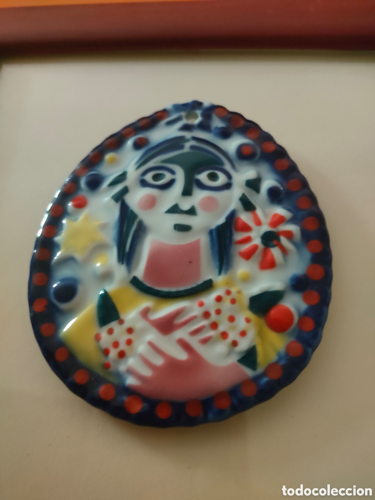 Antig&uuml;edades: Medall&oacute;n de mujer Sargadelos - Foto 2