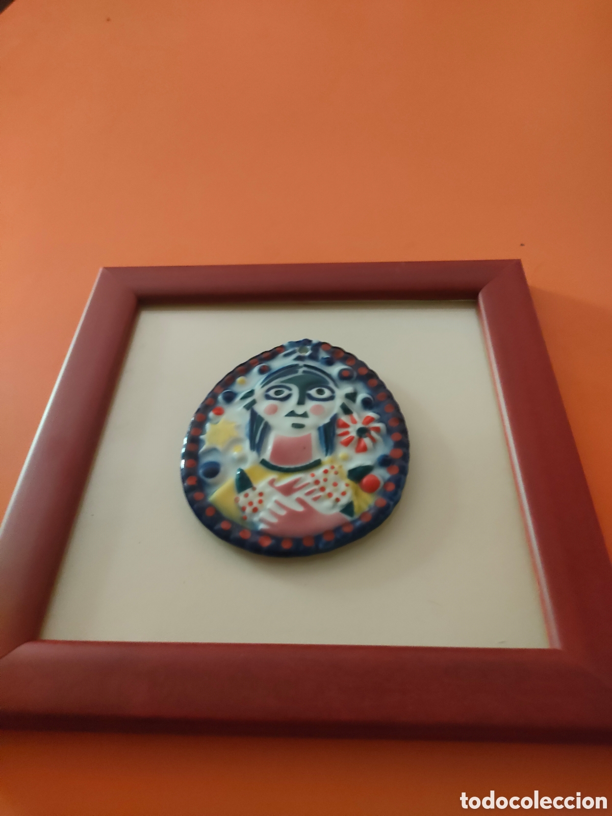 Antig&uuml;edades: Medall&oacute;n de mujer Sargadelos