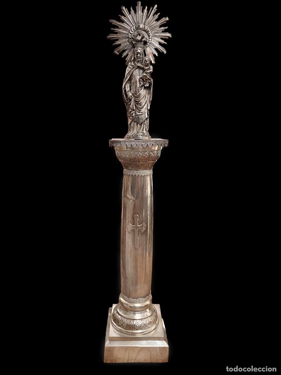 Antig&uuml;edades: Virgen del Pilar ba&ntilde;ado en plata punzonada de Aladren Zaragoza siglo XIX