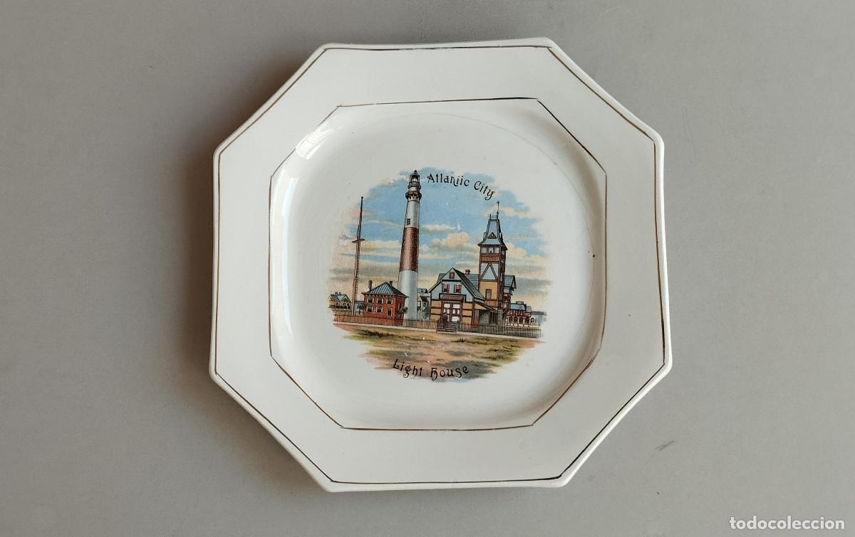 Antig&uuml;edades: Plato ochavado/octogonal de postre, 22 cm - Pickman - Cartuja - Sevilla