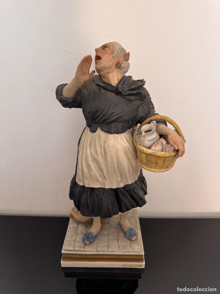 Antig&uuml;edades: ESPECTACULAR FIGURA DE ALGORA. VENDEDORA